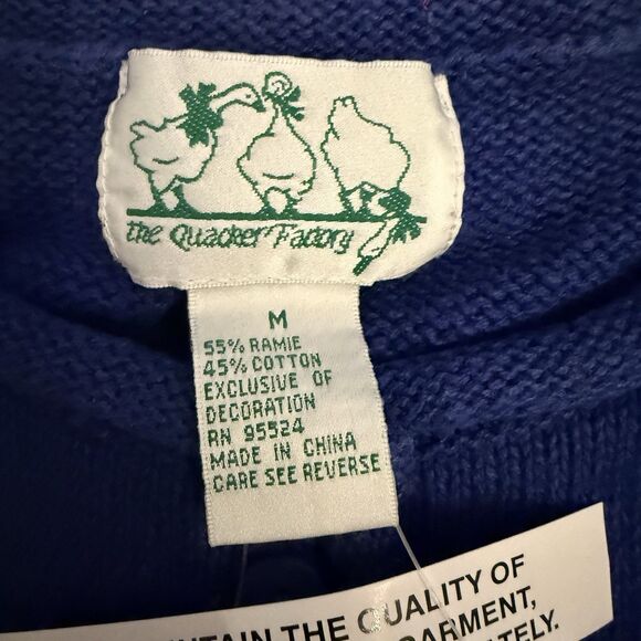 Quacker Factory Patriotic Sweater USA Flag Stars Button Covers NWT Medium - Picture 2 of 7